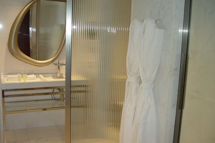 Bathroom at one of the guest rooms at Fasano Rio de Janeiro Hotel