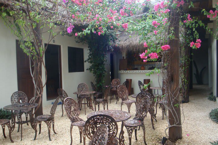 Courtyard at Lo Nuestro Petit Hotel Tulum