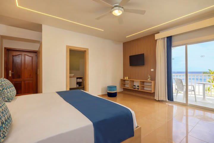 Double ocean view - single use long stay