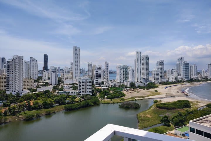 Los apartamentos tienen balcón