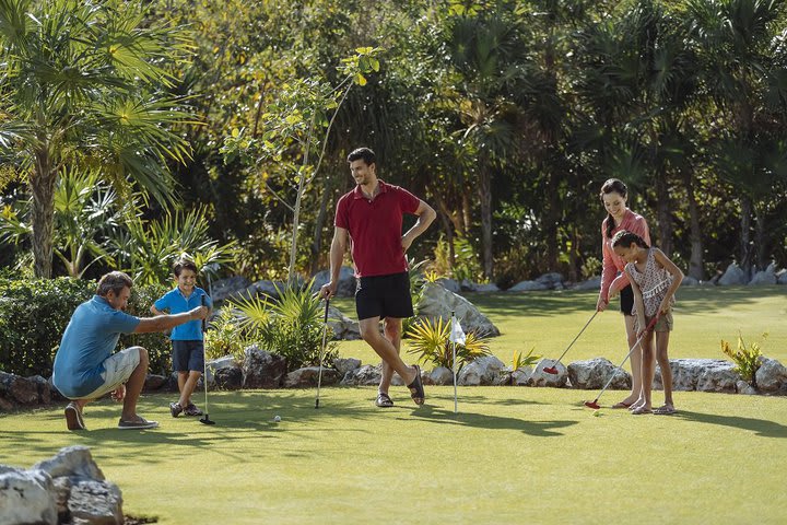 Minigolf en la propiedad