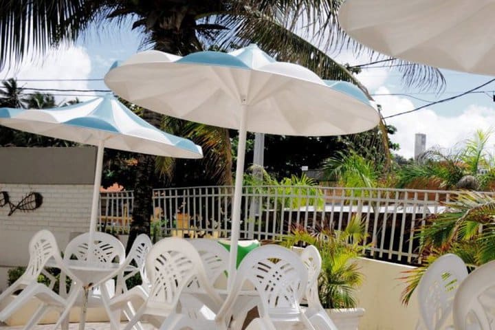 Terraza del hotel Patamares Praia en Salvador de Bahía