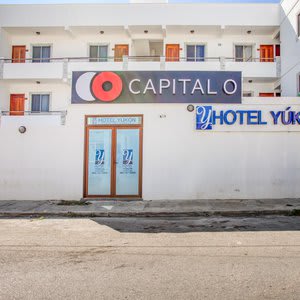 Capital O Hotel Yukon