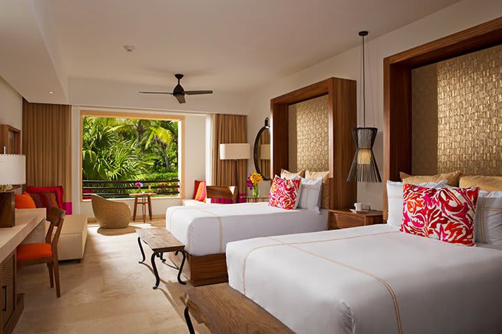 Junior Suite Double Tropical View