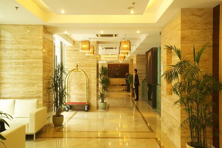 Entrance to the Starway Rayfont hotel in downtown Shanghai