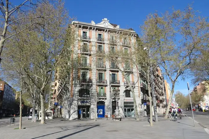 PriceTravel - Viaja fácil, sin pretextos