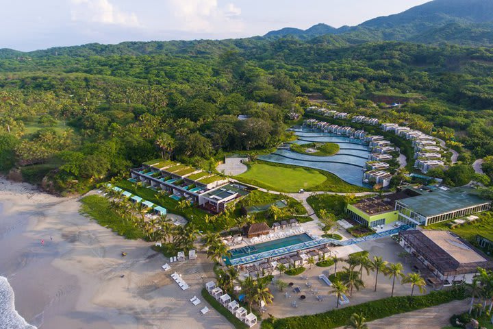 Panoramic view of the hotel