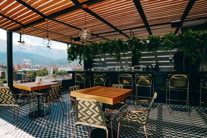 Tables in the restaurant