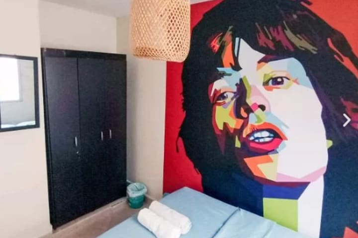 Estándar doble con baño compartido - Mick Jagger