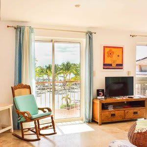 Cadaques Caribe Apartment