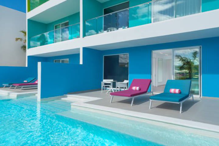 Habitación swim up