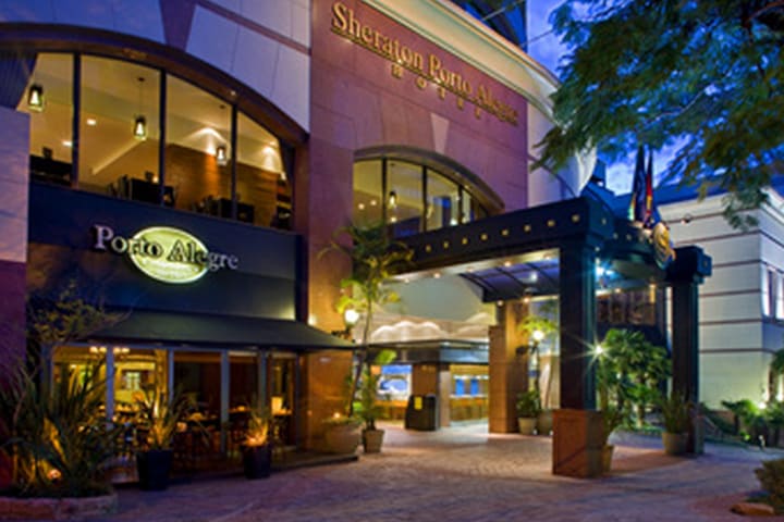 Entrance of the Sheraton Porto Alegre hotel