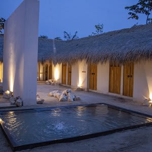 BH HOTEL & CENOTE TULUM - Adults Only