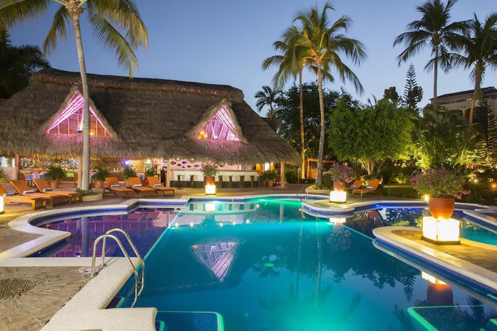 Night view of the pool