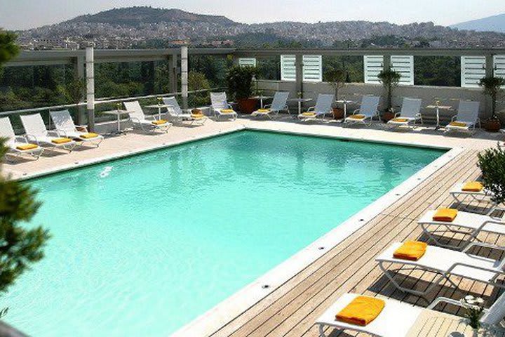 The Radisson Blu hotel in Athens has an outdoor pool