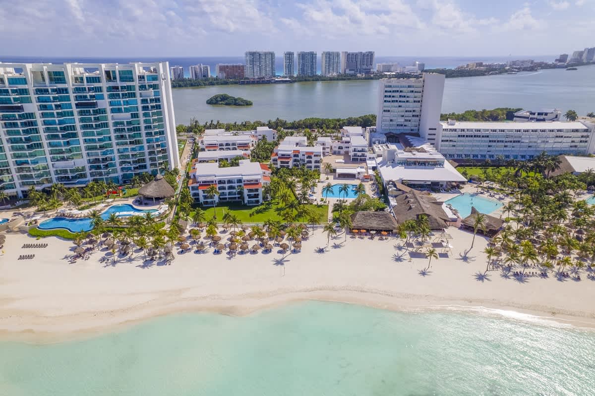   Paisaje de playa Kin Ha Villas & Suites Cancún 