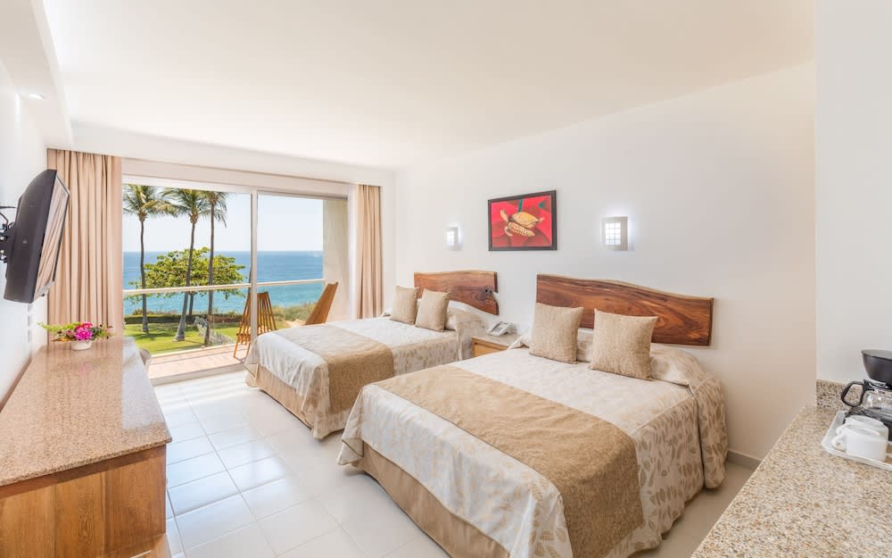 Img - Habitacion Frontal Deluxe con Terraza