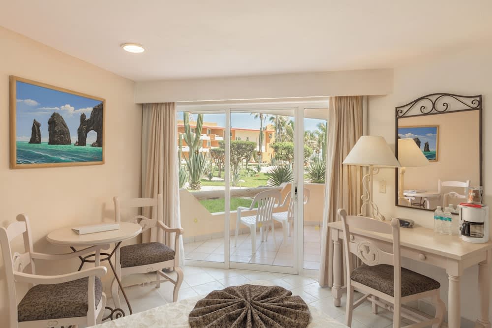 Img - Standard Room, Partial Ocean View