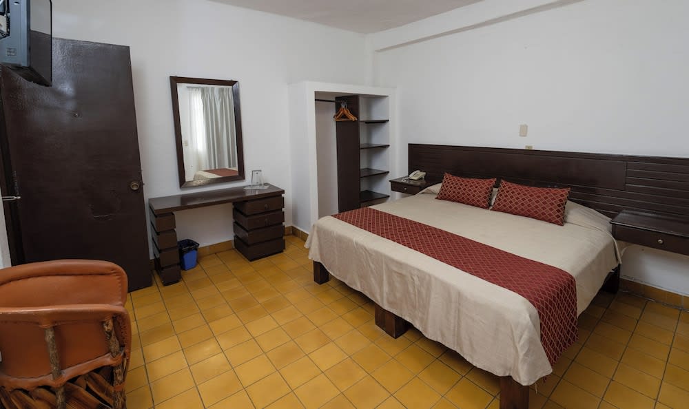Img - Superior room with balcony city view