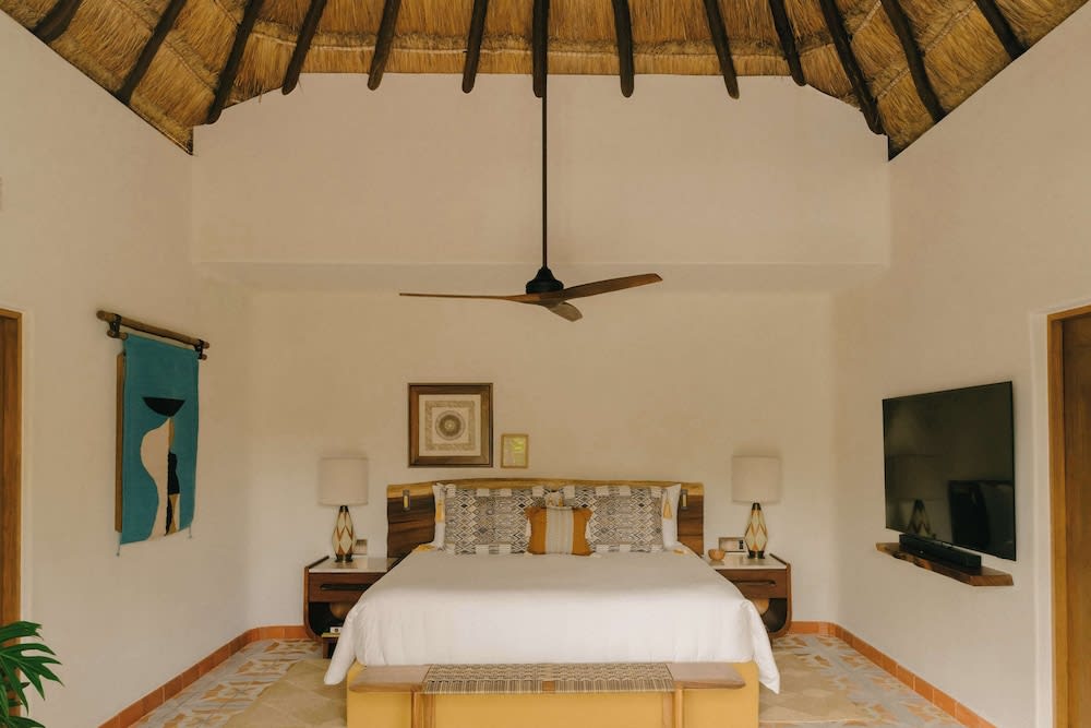 Img - Suite, 2 Bedrooms