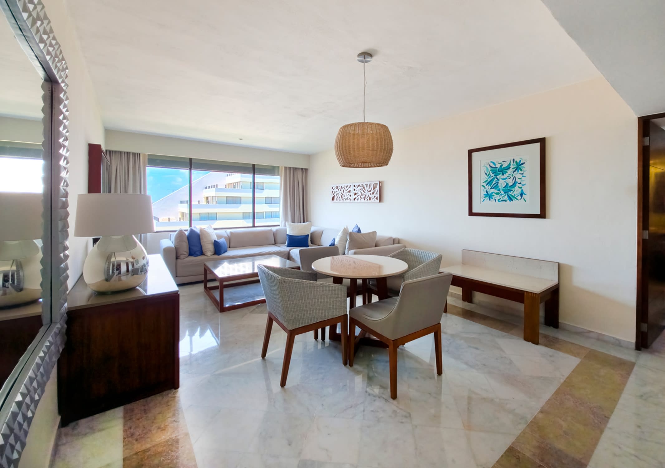 Img - Suite familiar con balcón