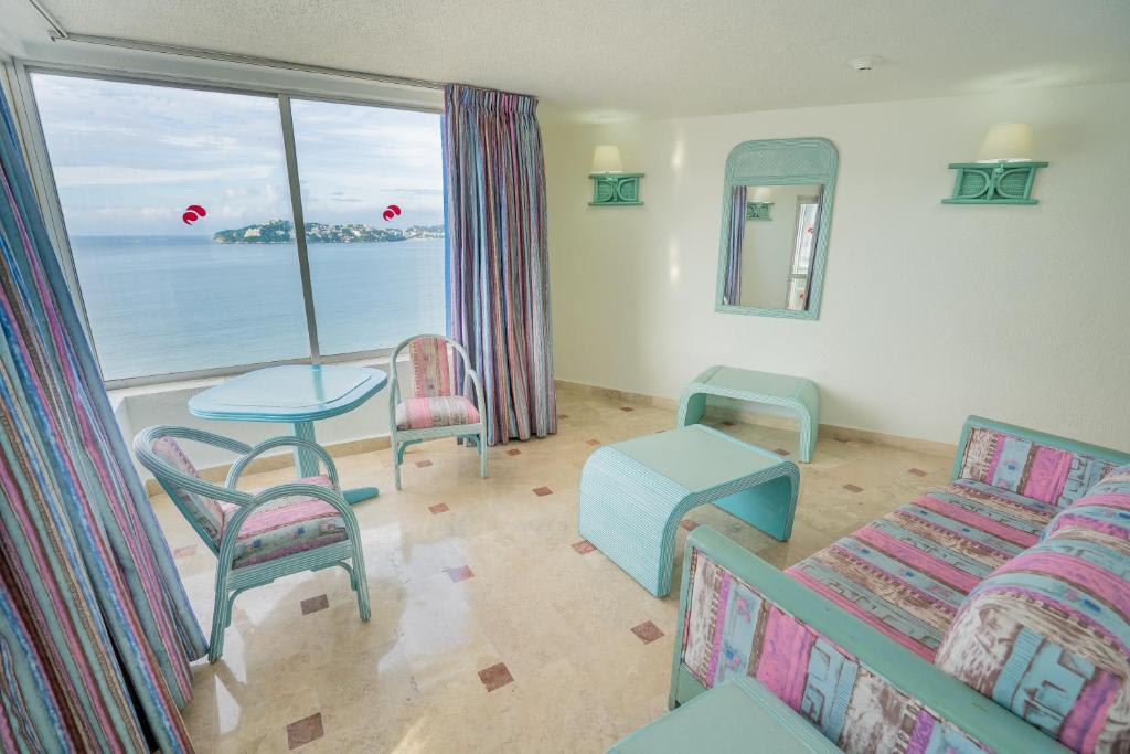 Suite con vistas al mar (4 adultos)