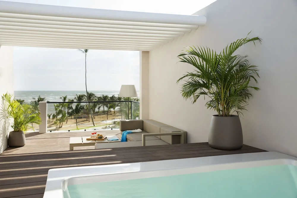 Img - Excellence Club Two-Story Rooftop Terrace Plunge Pool + 20% OFF SPA