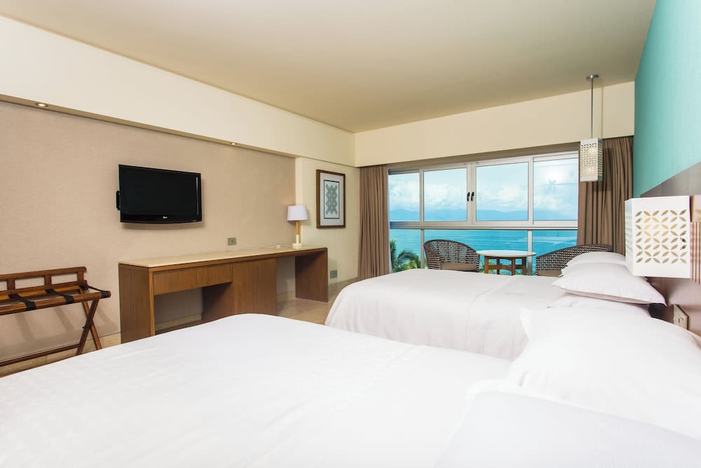 Img - Deluxe Room, 2 Double Beds, Ocean View