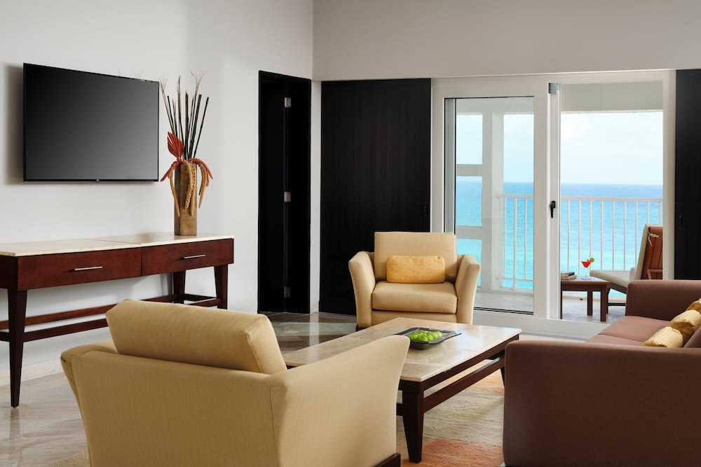 Img - Suite, 1 Bedroom, Non Smoking, Ocean View