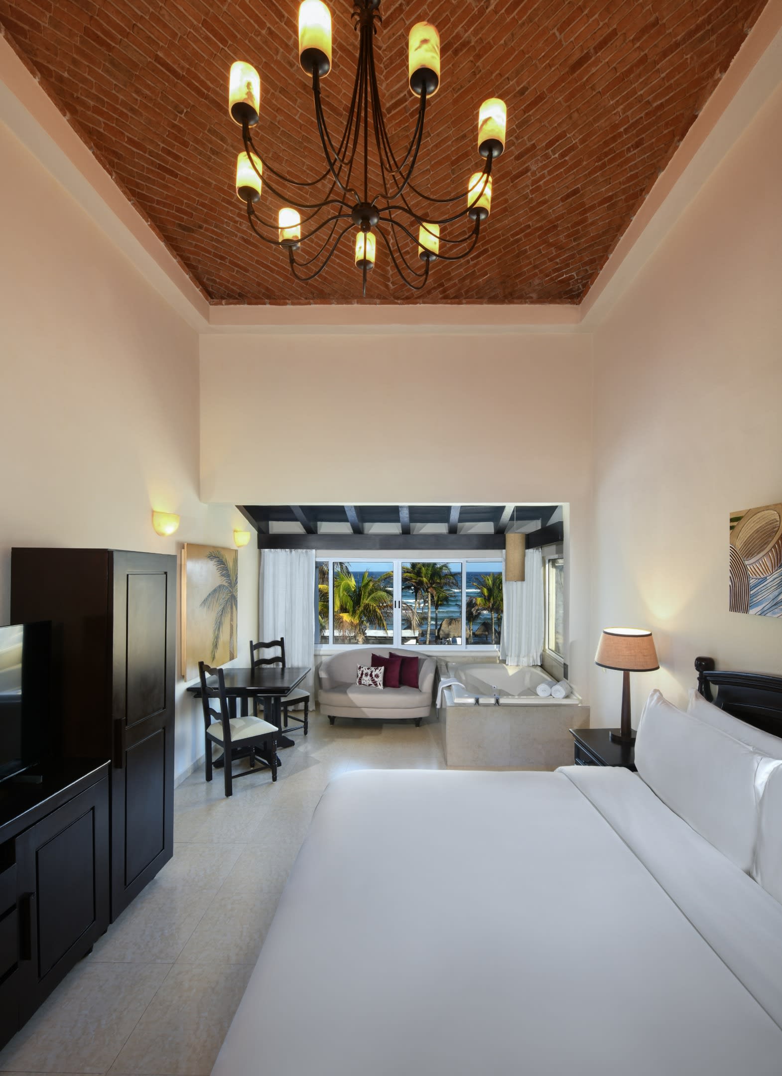 Img - Oceanfront Dome suite OFDMSE