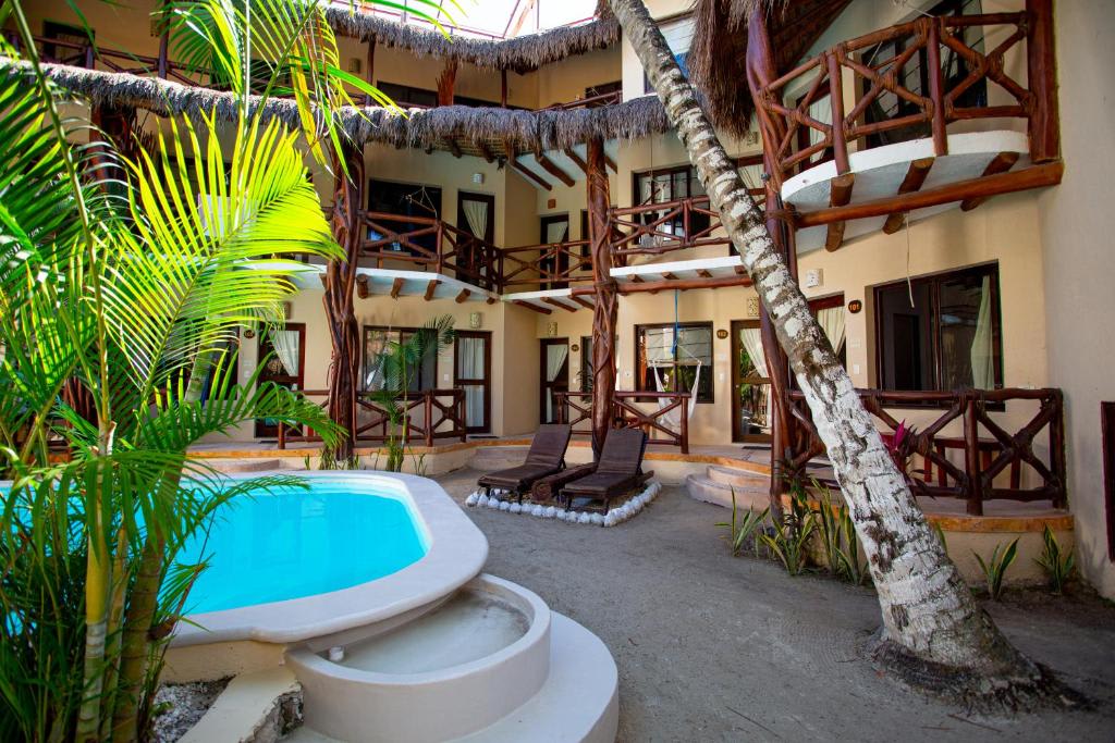 Holbox Dream Beachfront Hotel