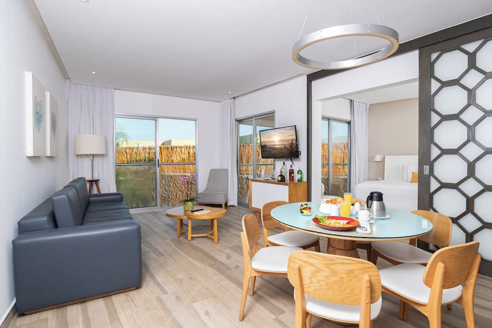 Img - Two Bedroom Suite