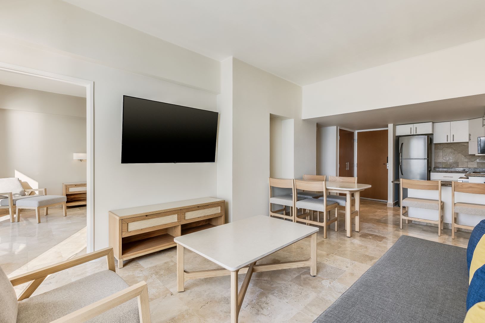 Img - Villa Master Suite 1BD