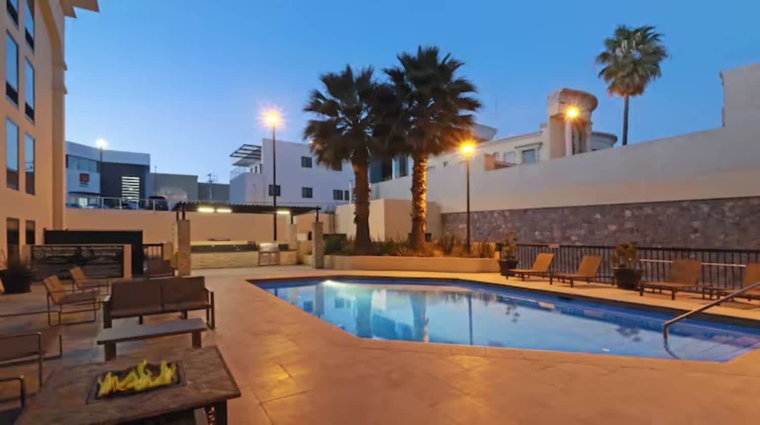   Hampton Inn by Hilton Chihuahua