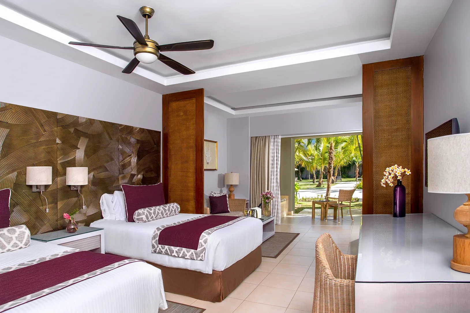 Img - Deluxe pool terrace with double beds - NDXQSU