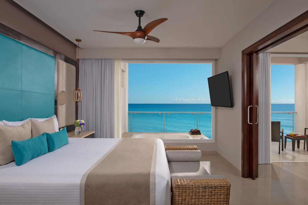 Img - Preferred Club Suite Ocean Front King