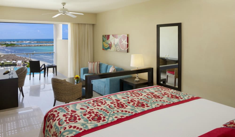 Img - Family Room