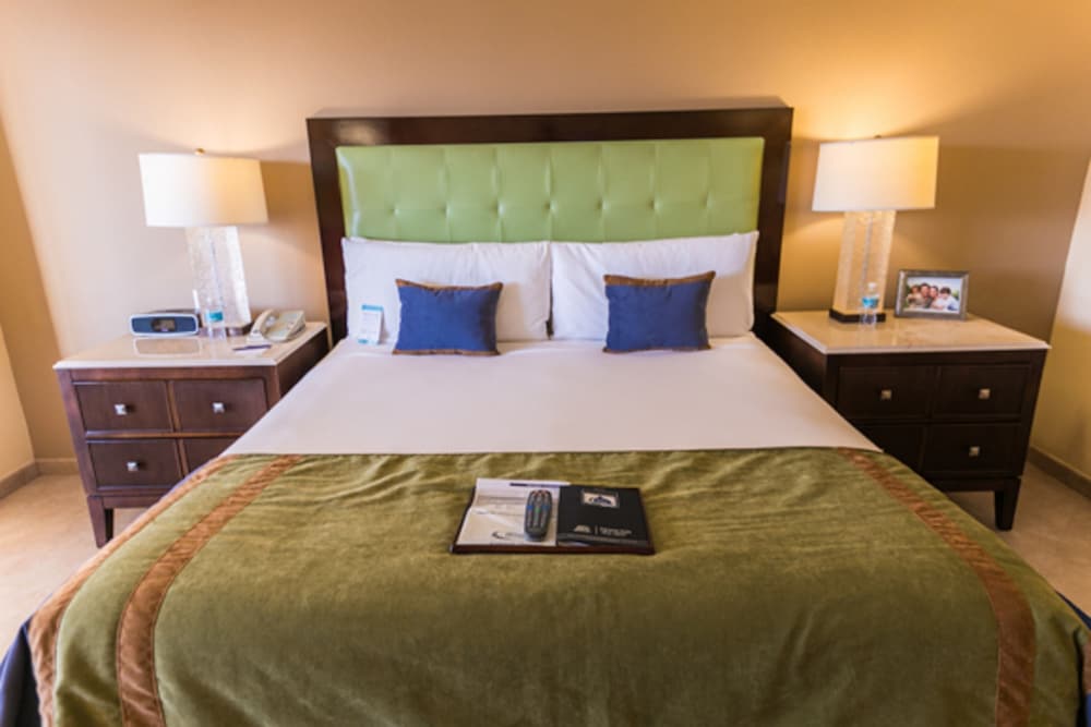 Img - Deluxe Ocean View King