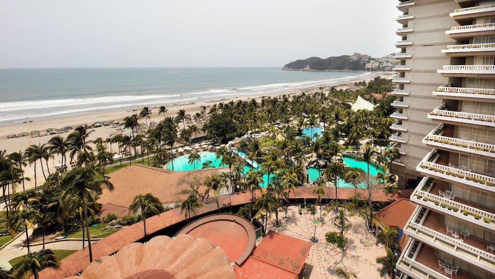 Img - Junior Suite Vista Frontal al Mar King