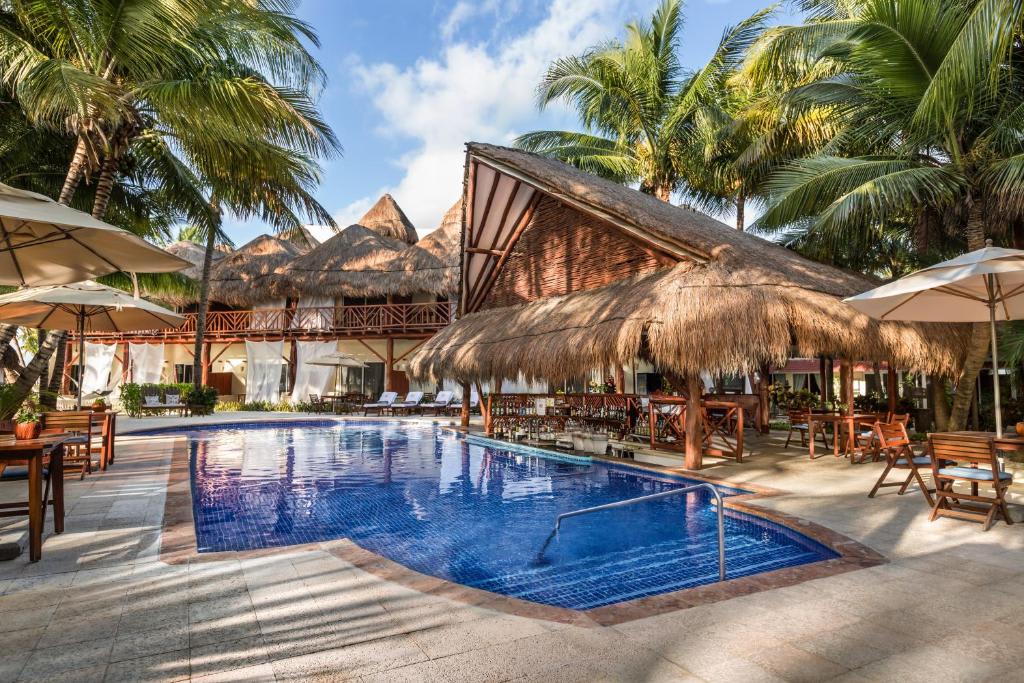 El Dorado Maroma, Transfer, Catamaran, Cenote & More Inclusive