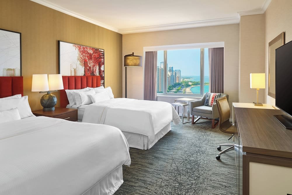 Img - Room, 2 Double Beds, Lake View