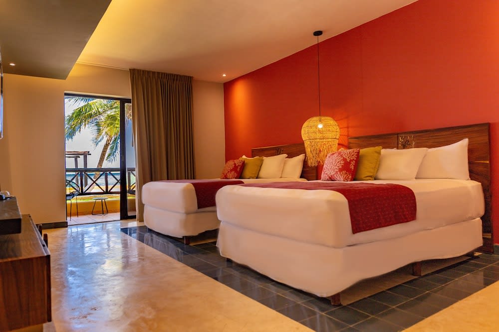 Img - Premium Room, 2 Queen Beds, Ocean View