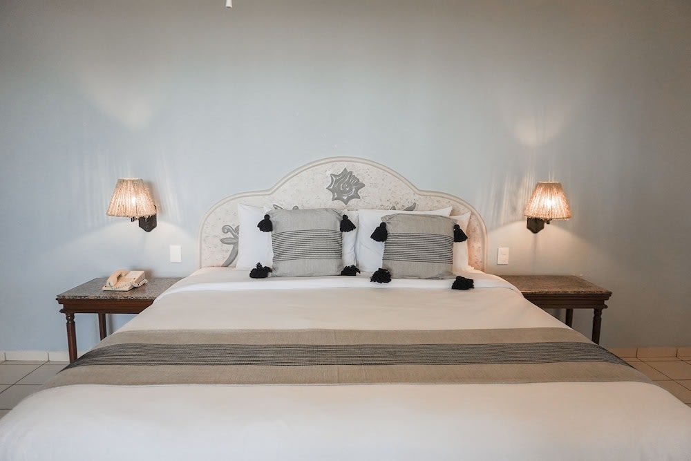 Img - Standard Room, 1 King Bed, Sea View
