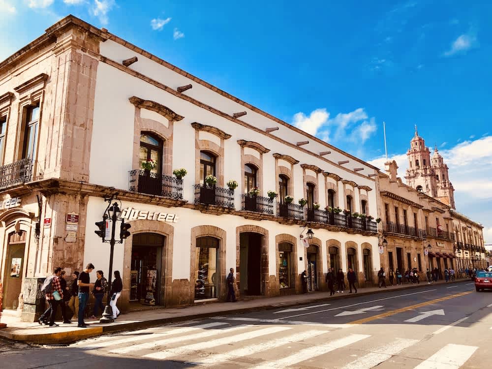 PriceTravel - Viaja fácil, sin pretextos