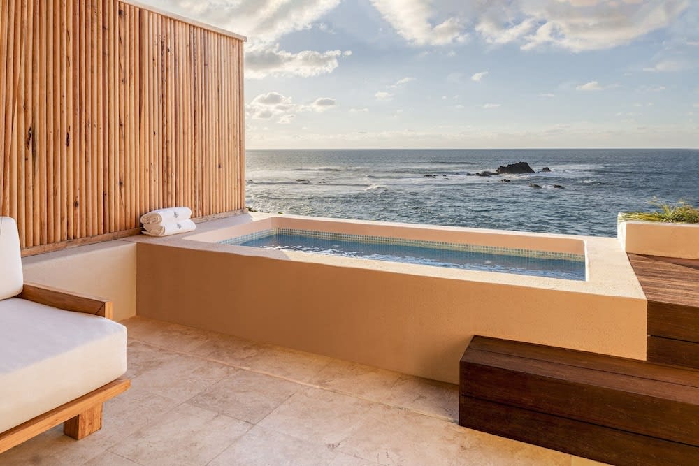 Img - Oceanfront Plunge Pool Casita Two Double