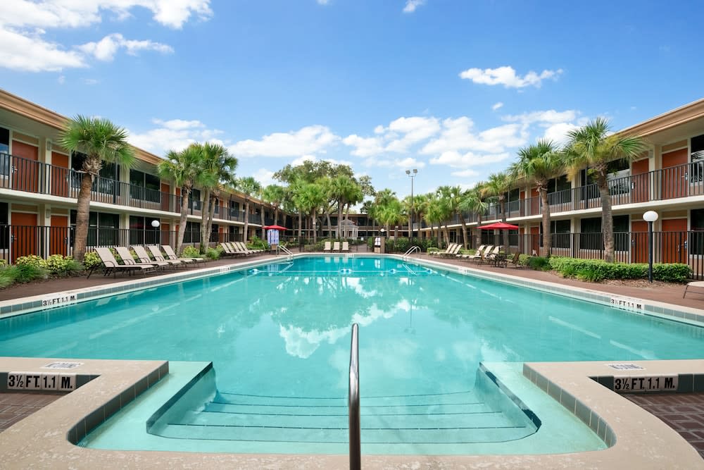 Ramada by Wyndham Kissimmee Gateway