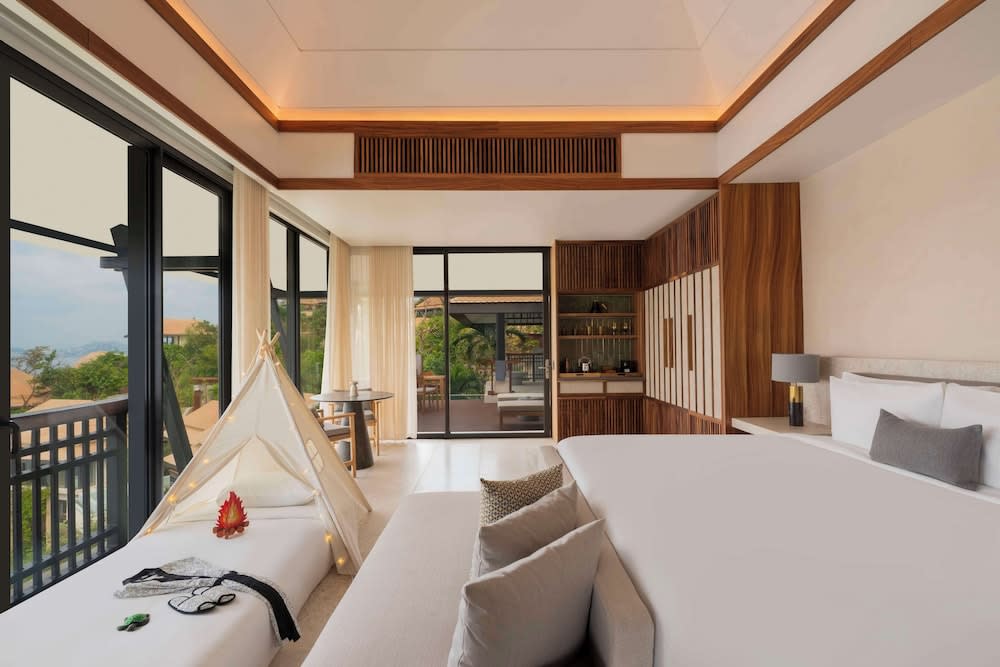 Img - Ocean View Two-Bedroom Family Pool Villa - King + Twin