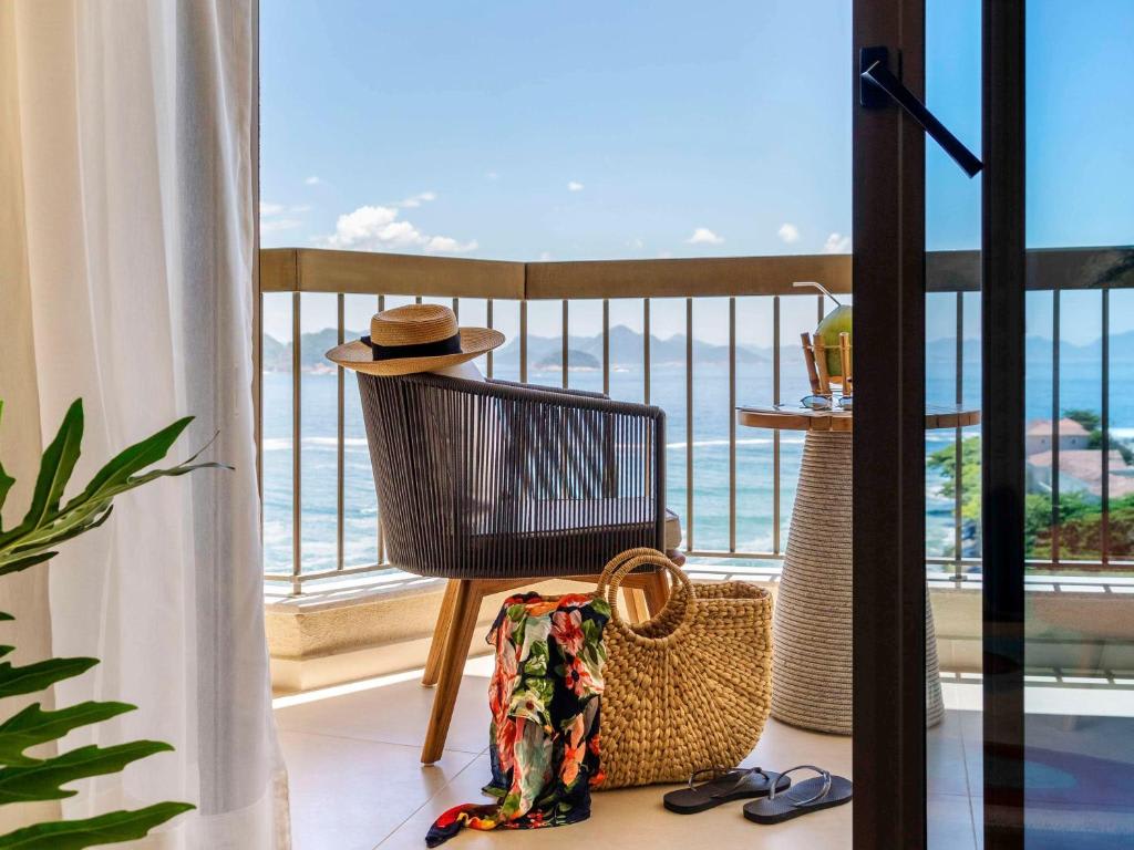 Habitación Fairmont Gold con cama extragrande y vistas al mar