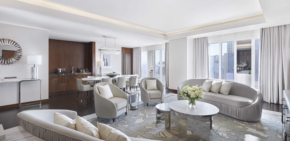 Img - Suite, 1 King Bed (Penthouse)