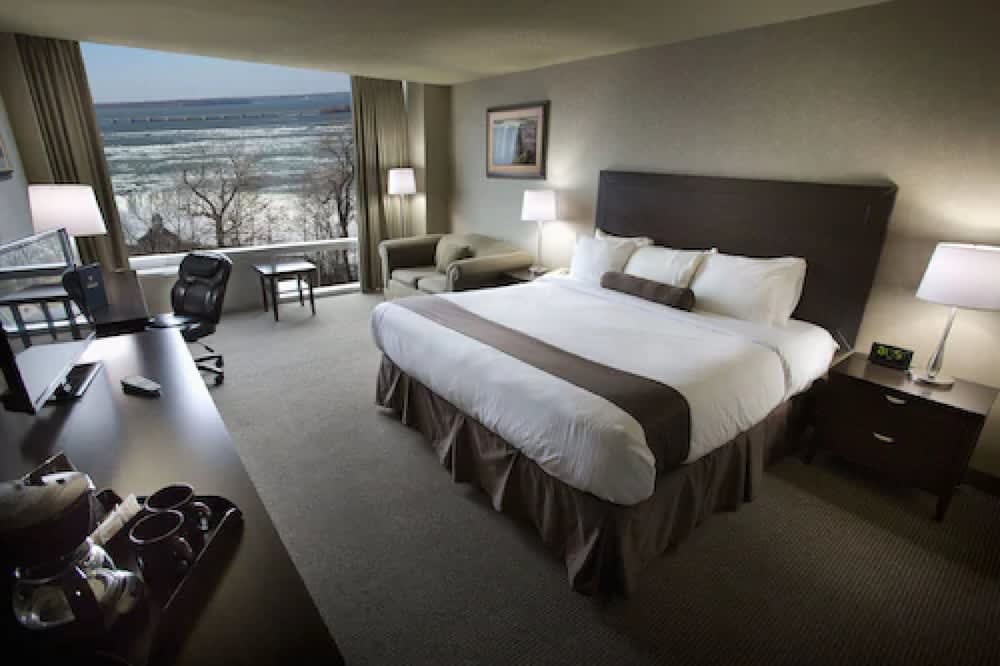Img - Tower Room Falls View One King